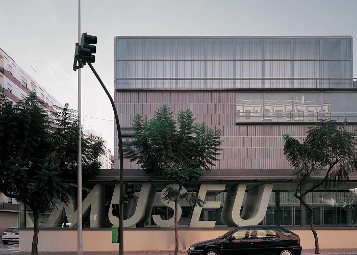 Museo de Bellas Artes Castellon Museum Inc. - Luis Fernández-Galiano | Arquitectura Viva photo