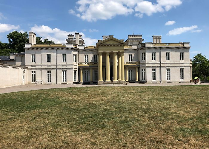 Dundurn Castle Dundurn Castle Hamilton : r/ontario photo