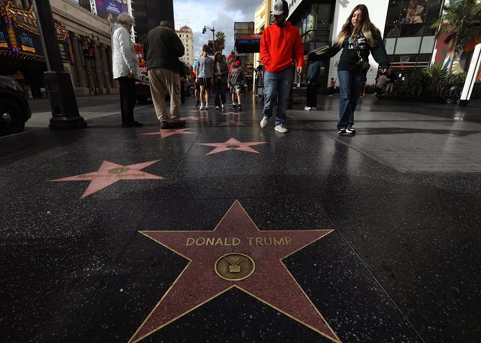 Hollywood Walk of Fame Calls to remove Trump's Walk of Fame star stump City Council - Los ... photo