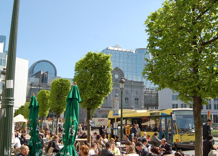 Place du Luxembourg Marché BIO de la place du Luxembourg | Visit Brussels photo