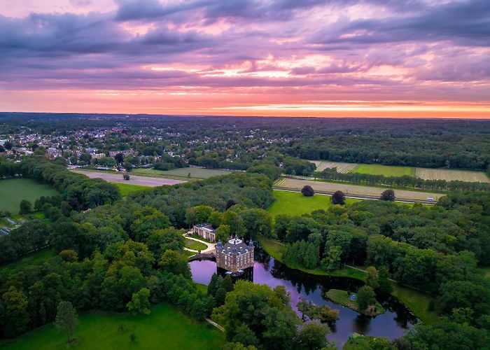 Kasteel Biljoen Sunset kasteel Biljoen - foto van Dutchdroneviews - Landschap ... photo