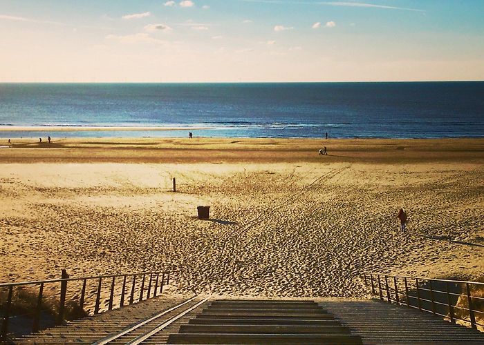 Prins Hendrik De Zeevaarder APPARTEMENTEN TORENLICHT - Hotel Reviews (Egmond aan Zee, The ... photo