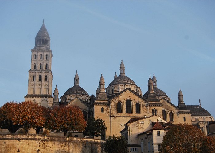 cathedrale st front Cathédrale Saint-Front - Périgueux, France - Official Local ... photo