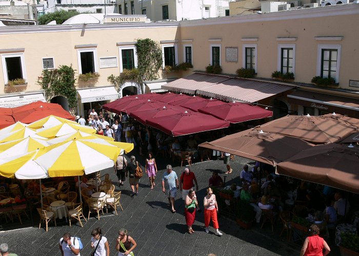 Piazza Umberto I Piazza Umberto I in Capri: 2 reviews and 1 photos photo