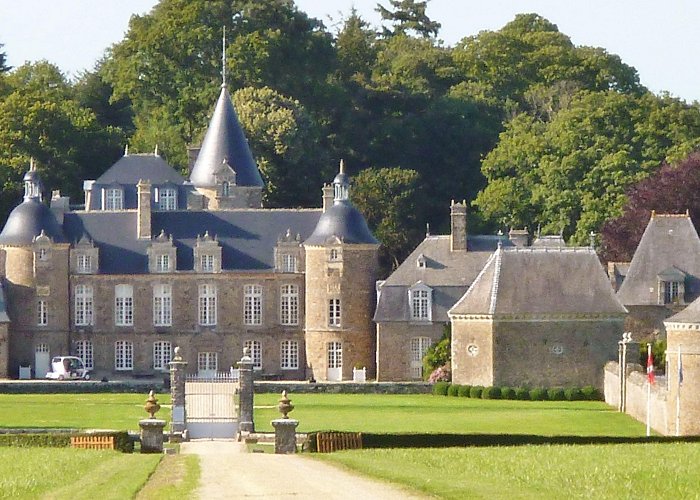 Chateau de la Bourbansais Château de La Bourbansais | French castles, Castle house, Mansions photo