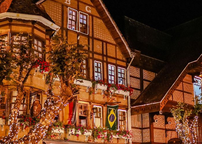 Imbiri Peak Activities, Guided Tours and Day Trips in Campos do Jordão photo