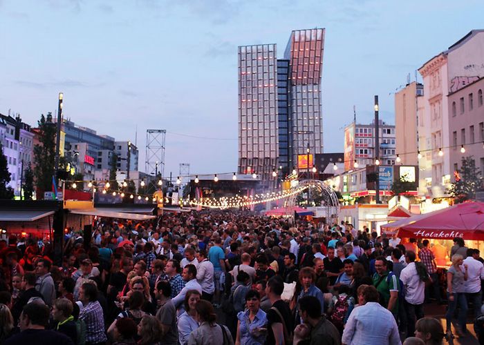 Spielbudenplatz Conchita Wurst wins ESC – DW – 05/11/2014 photo