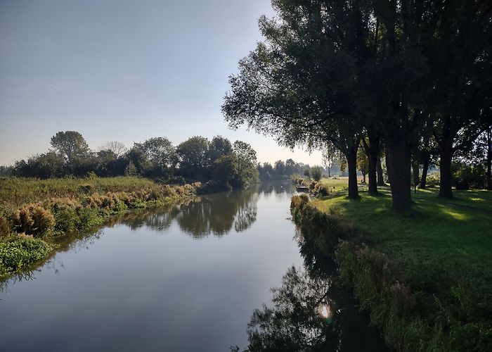 Turen op de Graftombe van Nellesteijn Thessa en Sandy lopen het Utrechtpad | Een fantastische WordPress ... photo