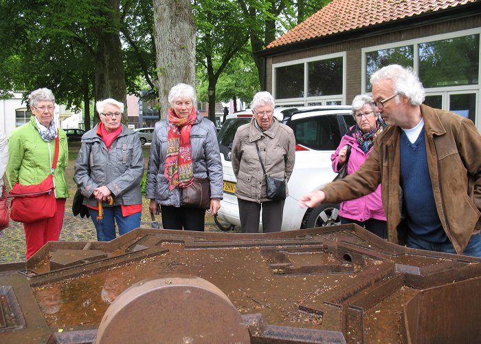 Kasteel Bredevoort Stadswandeling Bredevoort met High Tea | Vrouwenvereniging ... photo