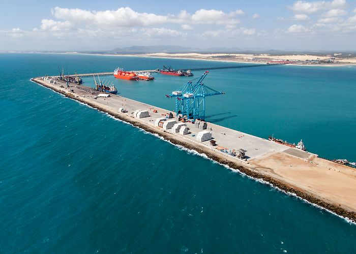 Fortaleza Port - Macuripe Governo seleciona parceiro para transferência do parque de ... photo