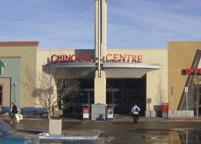 Chinook Centre CF Chinook Centre - Calgary - Arrivalguides.com photo