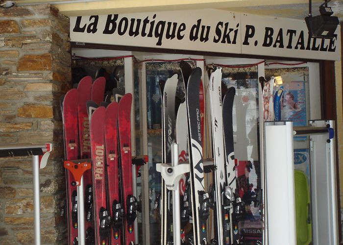 Calmazeille Ski Lift LA BOUTIQUE DU SKI | FORMIGUERES | Sport store, Repair and maintenance photo