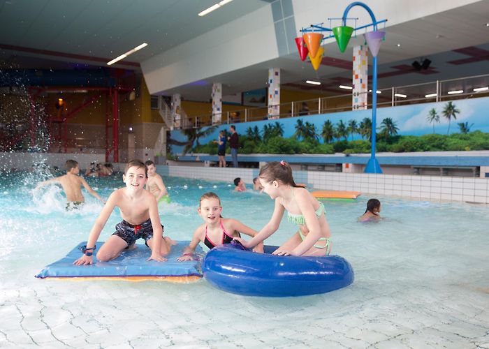 Zwem- En golfbad Aquarena Recreatief zwemmen in zwembad Hoornse Vaart | UitgeestOnline photo