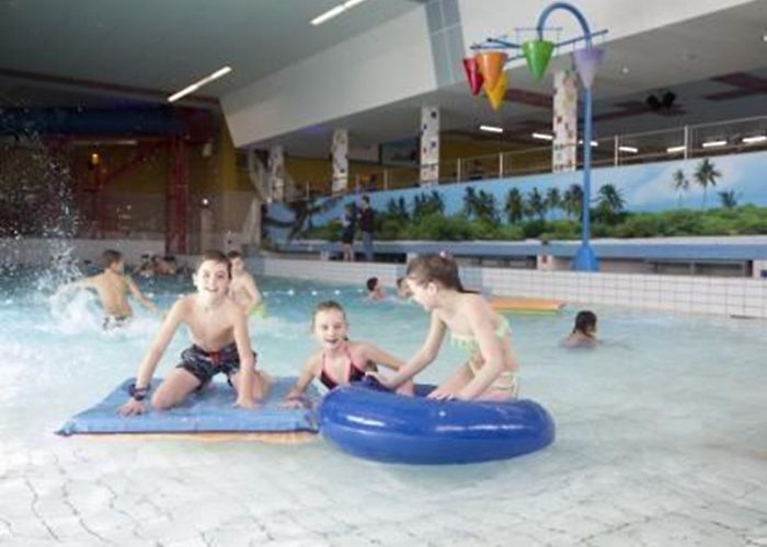 Zwem- En golfbad Aquarena Waterpret in de Hoornse Vaart | Holland Boven Amsterdam photo