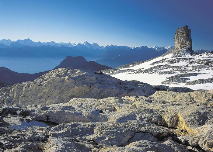 Quille du Diable Glacier 3000 - traverse a glacier! | Switzerland Tourism photo