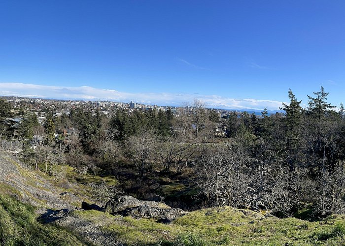 Highrock Park High Rock Park Esquimalt Looking due East and West : r/VictoriaBC photo