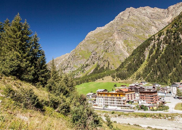 Rifflsee St Leonhard in Pitztal, Tyrol │Pitztal photo