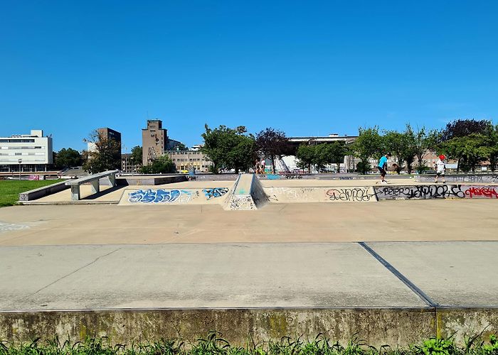 de Griend Skatepark De Griend Info en Adres - SkatePlace photo