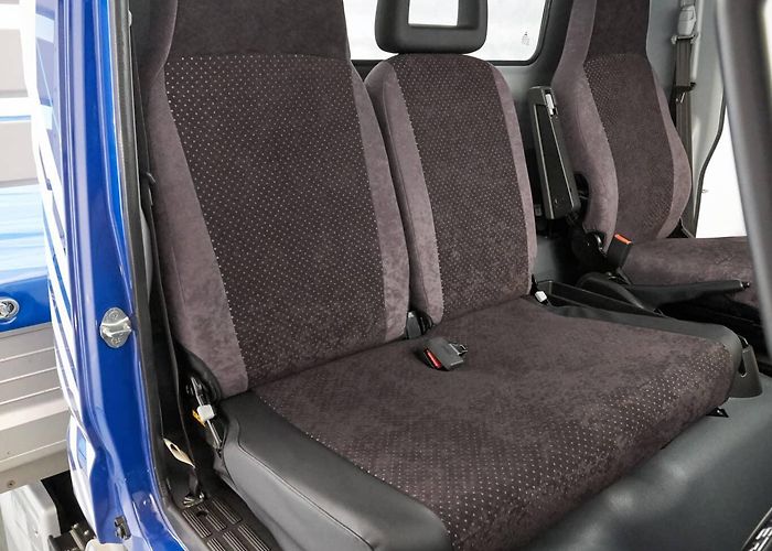 Rocade Distribution FUSO – Alcantara seat cover grey-black photo