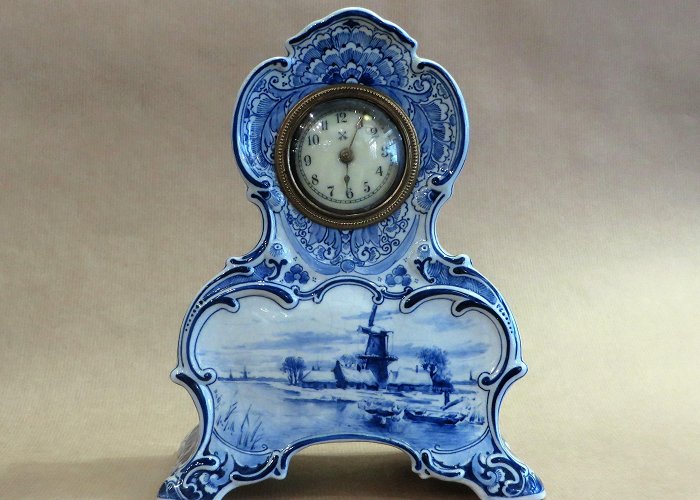 De Koninklijke Porceleyne Fles Clock with landscape - Royal Delft - de Porceleyne Fles - Clocks ... photo