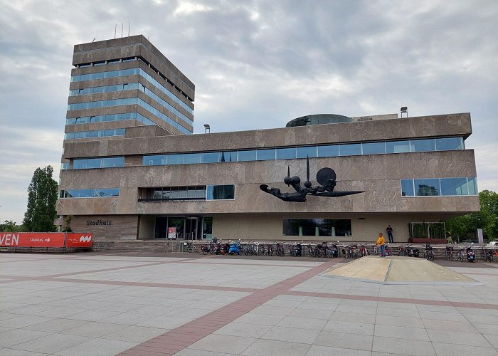 Stadhuisplein Burgemeester voor één dag: wat zijn jouw plannen voor het ... photo