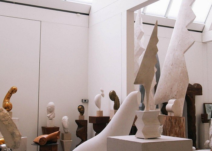 Constantin Brancusi Studio Paris: Atelier Brancusi photo