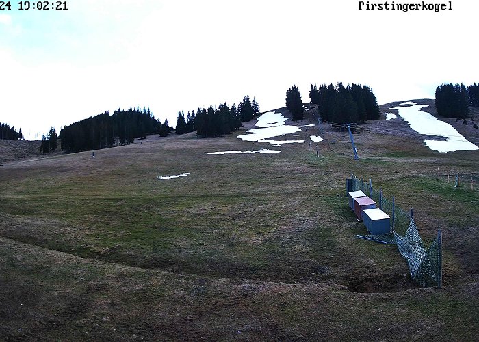 Pirstingerkogellift bergfex - Webcam Pirstingerkogel-Lift - Sommeralm ... photo