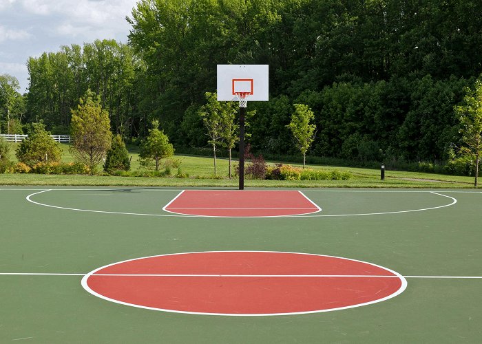 Outdoor Basketball Court Top 10 Basketball Courts in Lake Jackson, TX - Swimply photo