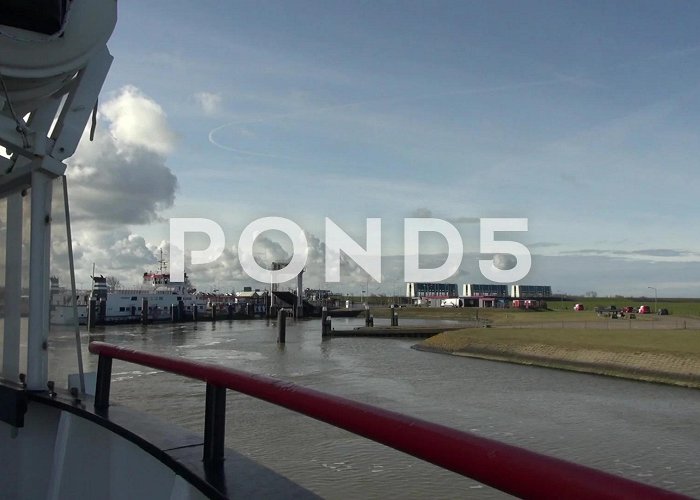 Ferry Schiermonnikoog ferry to Schiermonnikoog from Lauwersoog | Stock Video | Pond5 photo