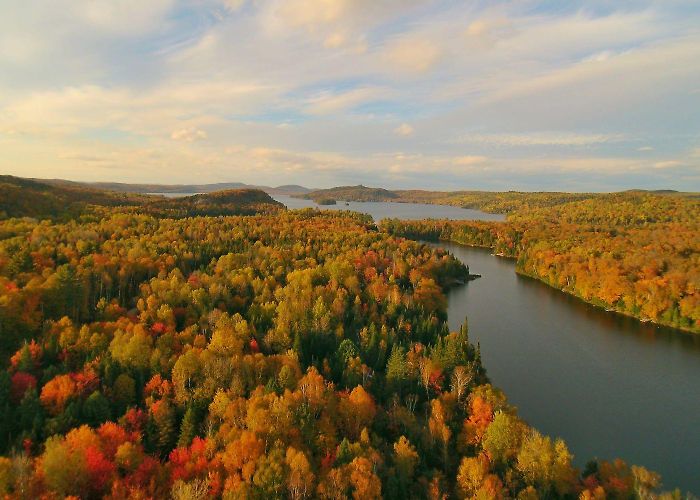 Louis-Joseph Papineau Manor Fun with a Twist in Outaouais' Montebello Destination photo