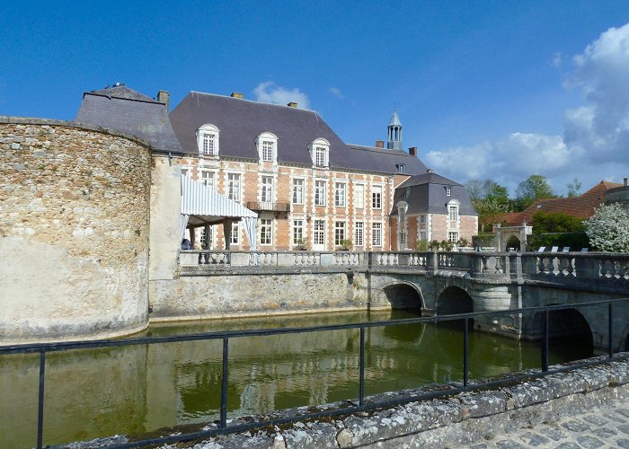 Georges Cartier Champagne House Visit Etoges: 2024 Travel Guide for Etoges, Grand Est | Expedia photo