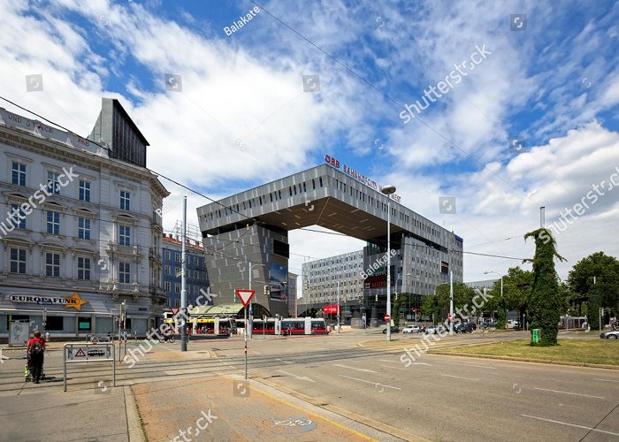 Bahnhof Leopoldau 2,935 Train Station In Vienna Images, Stock Photos, 3D objects ... photo