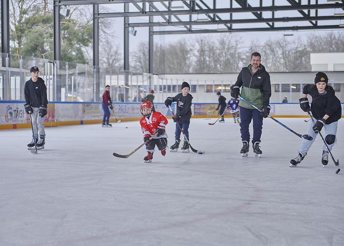 Tagi Wettingen Ice rink Tägi Wettingen - Wettingen - Guidle photo