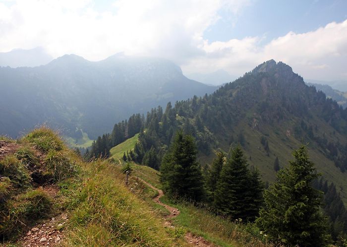 Luftseilbahn Niederurnen-Morgenholz From the Niederurn Valley to the Linth Plain • Hiking route ... photo