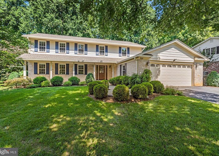 Langley Oaks Park 737 Ridge Drive, McLean, VA 22101 | Compass photo