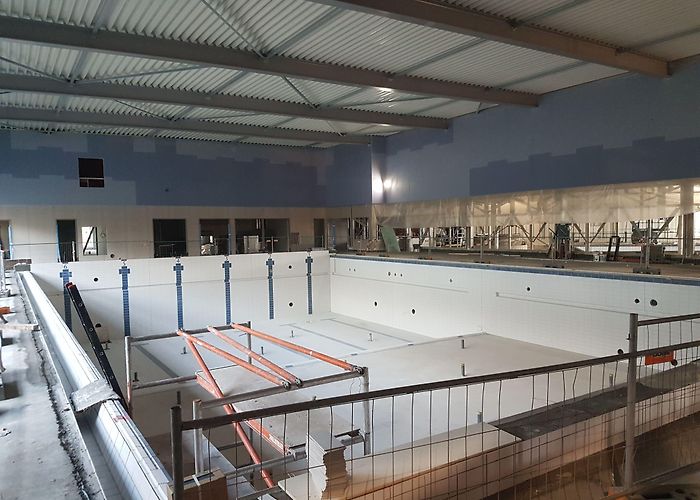 Sportcentrum De Banakker Het nieuwe zwembad De Banakker krijgt steeds meer vorm. Op 8 ... photo