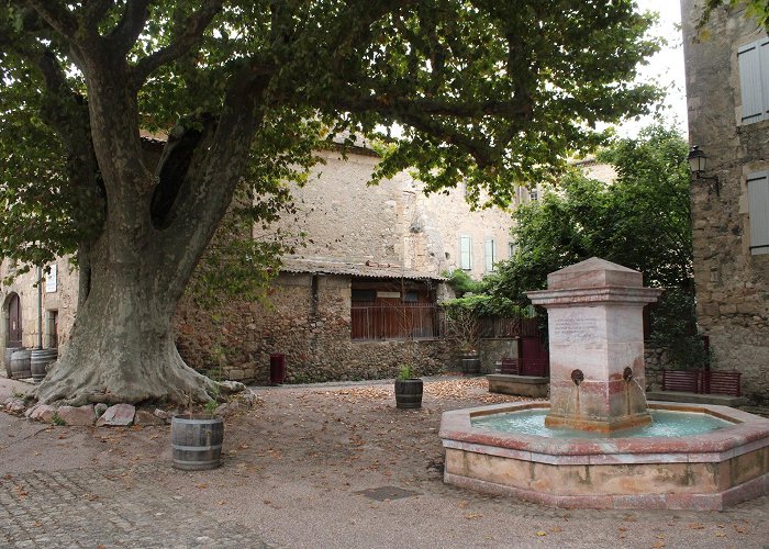 Caunes-Minervois photo