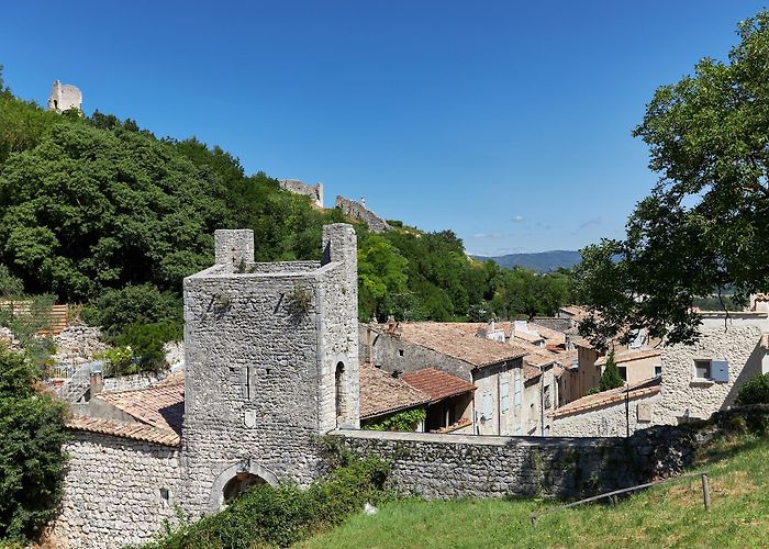 Chateauneuf-du-Rhone photo