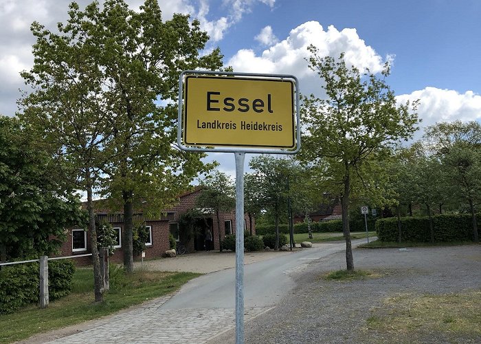 Essel photo