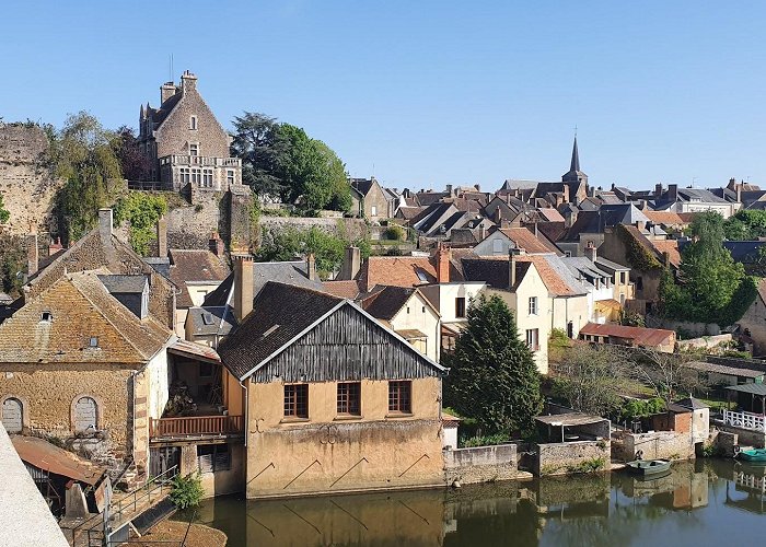 Beaumont-sur-Sarthe photo