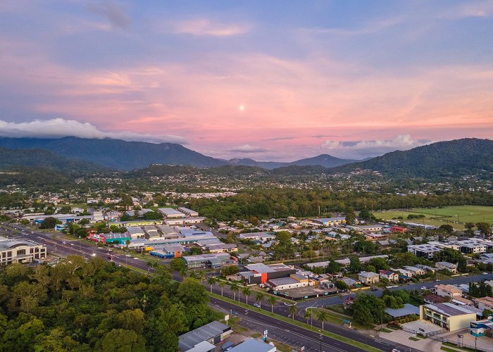 Cairns photo