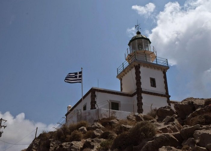 Akrotiri (Santorini) photo