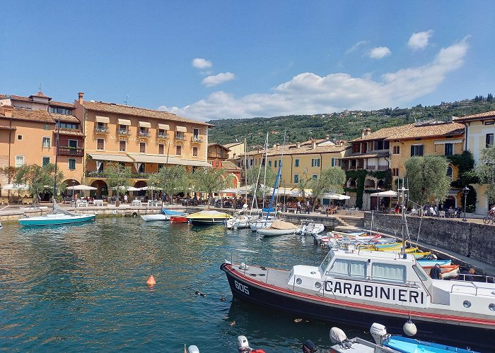 Torri Del Benaco photo