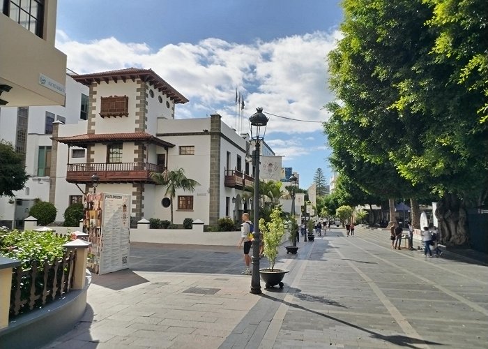 Los Llanos De Aridane photo