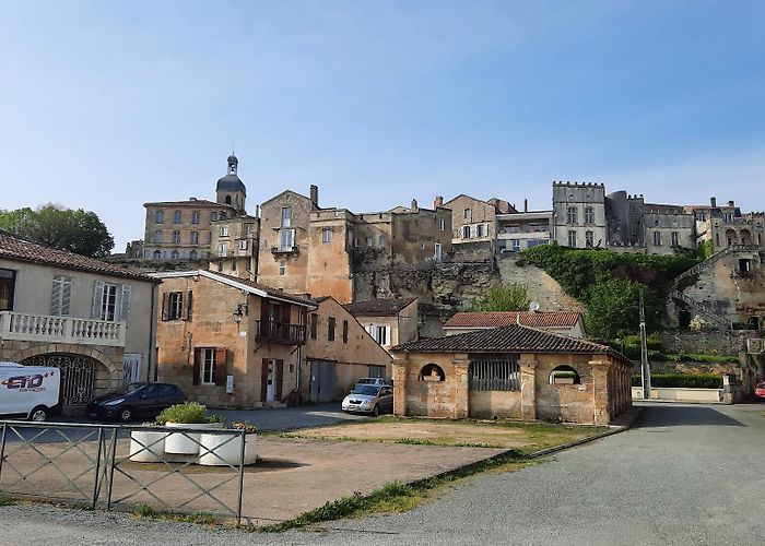 Bourg-sur-Gironde photo