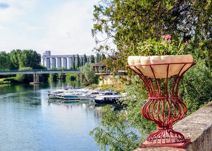 Verdun-sur-le-Doubs photo