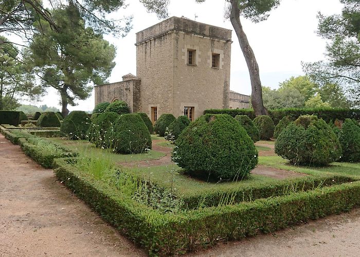 Caumont-sur-Durance photo