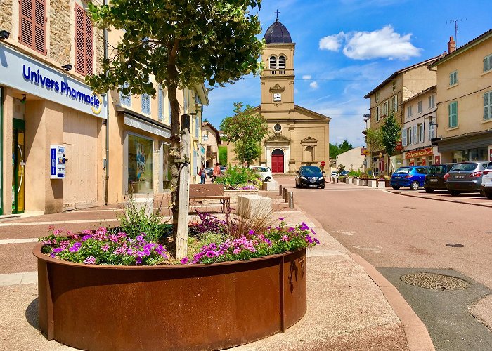 Montmerle-sur-Saone photo