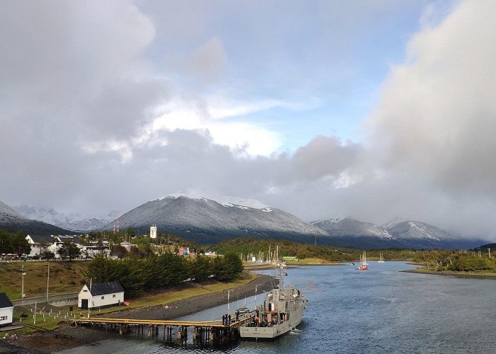 Puerto Williams photo