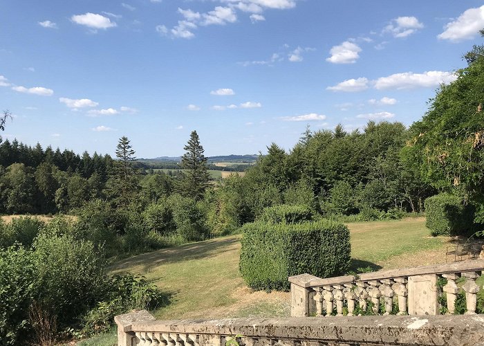 Chateauneuf-la-Foret photo